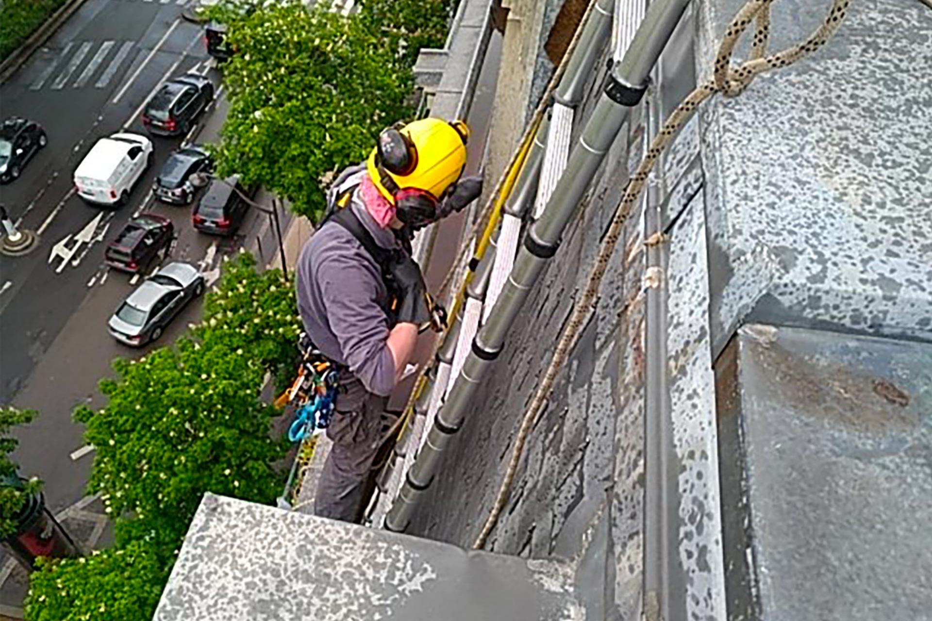 Contrat nettoyage de gouttière et chéneaux